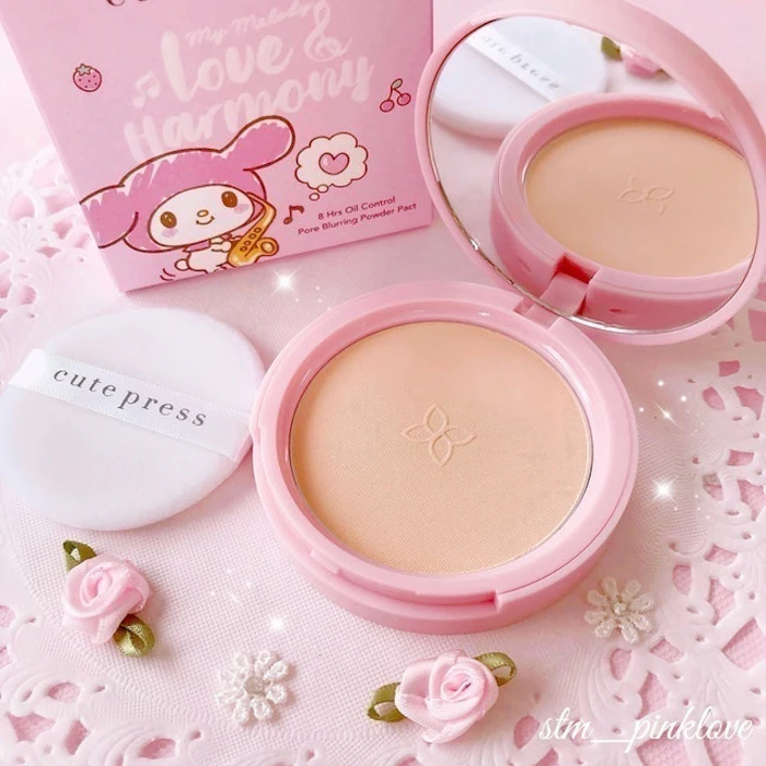 Cute Press 「Love & Harmony」 Pore Blurring Powder Pact 2枚目