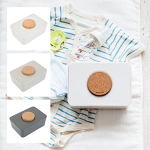 ADEL b2c ウェットティッシュホルダー 1枚目