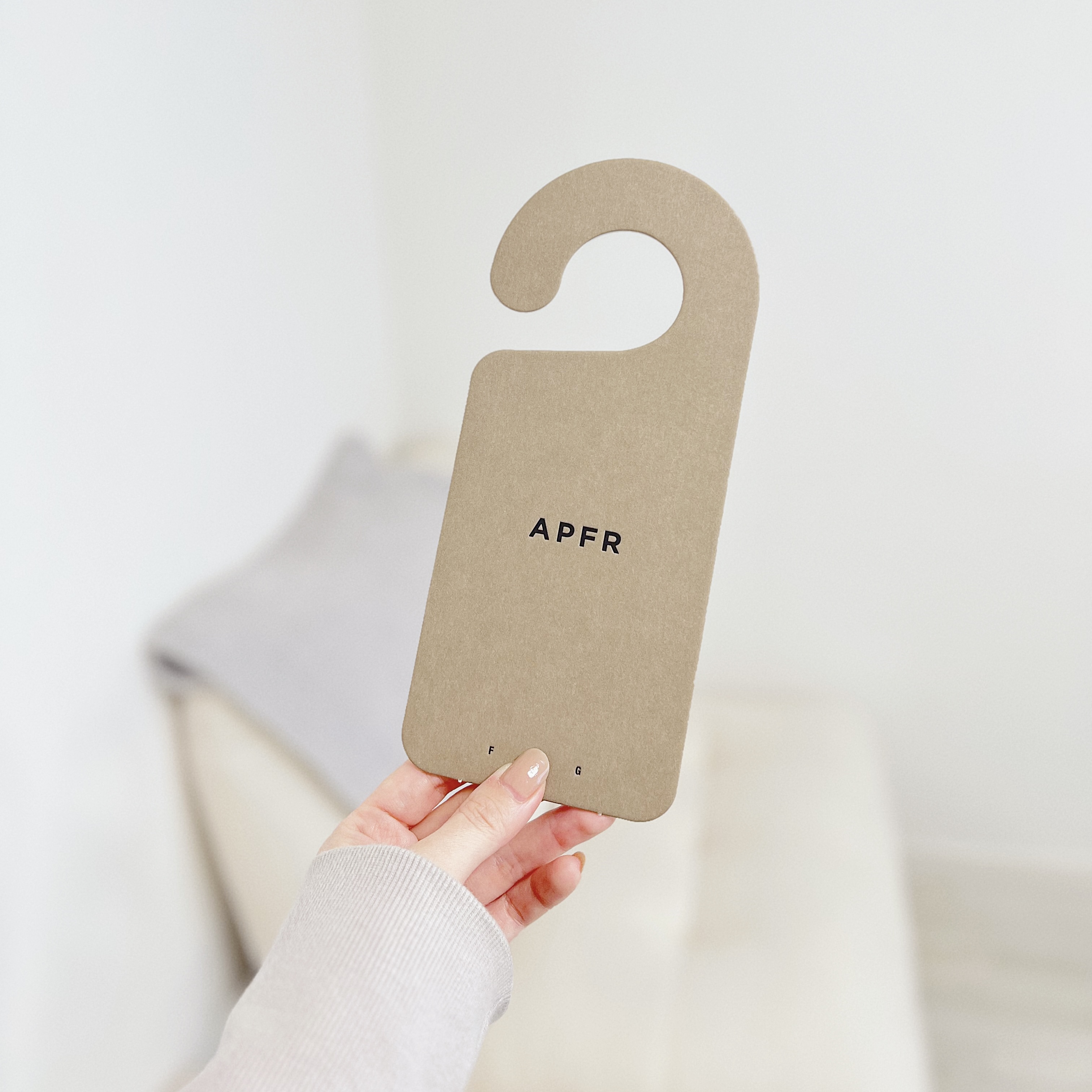 アポテーケフレグランス クローゼットタグ エアーフレッシュナー ドアノブ クローゼット タオルハンガーなどに APFR CLOSET TAG プレゼント ギフト メール便可 おうち時間 1枚目