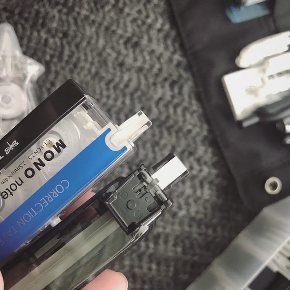 Tombow 修正テープ MONO モノノート 2.5mm CT-YCN2.5 2枚目