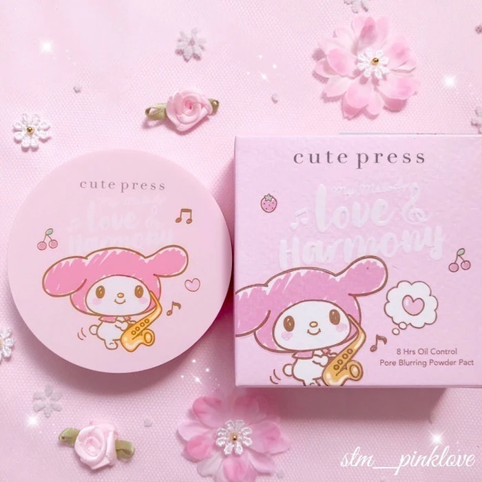 Cute Press 「Love & Harmony」 Pore Blurring Powder Pact 1枚目