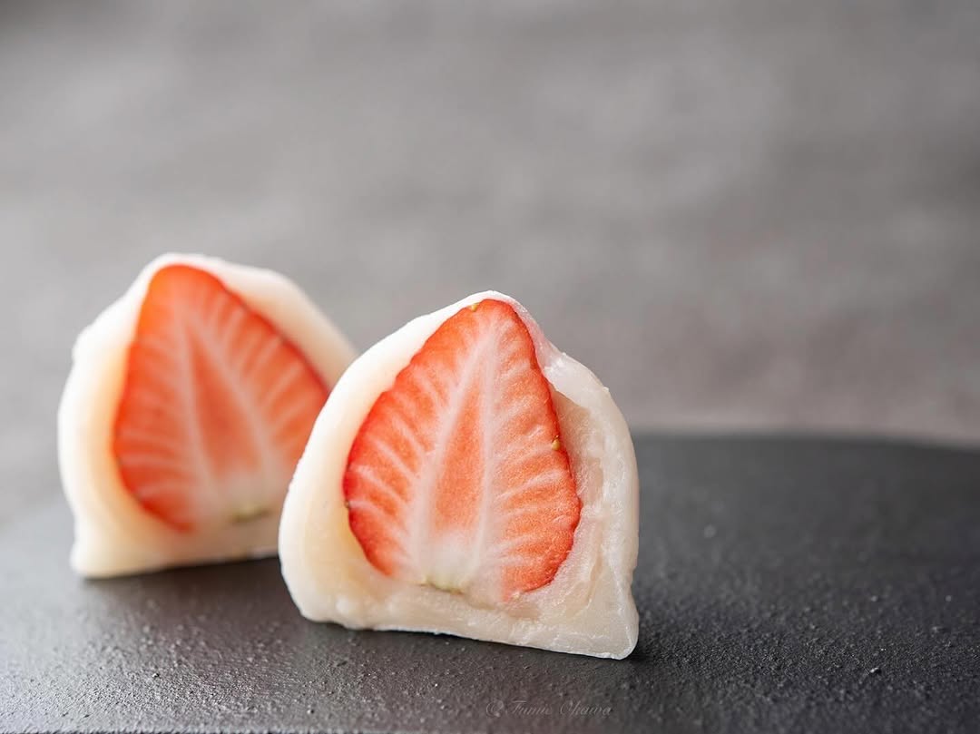 鹿島菓匠 丸三老舗 極いちご大福デラックス 3個入り 1枚目