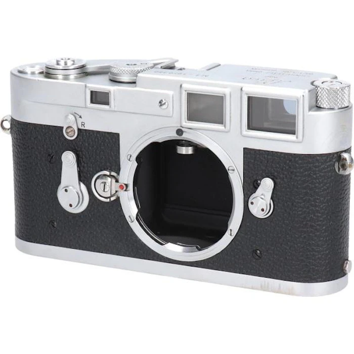 Leica M3 ボディ 1枚目