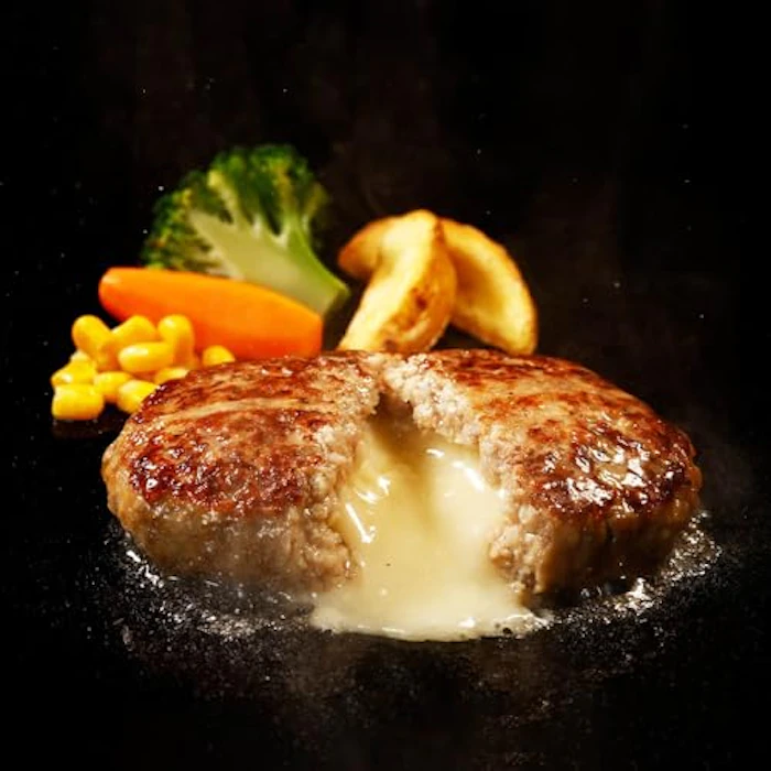 日東ベスト 鉄板焼チーズインハンバーグ 1個入り(100g) 2枚目