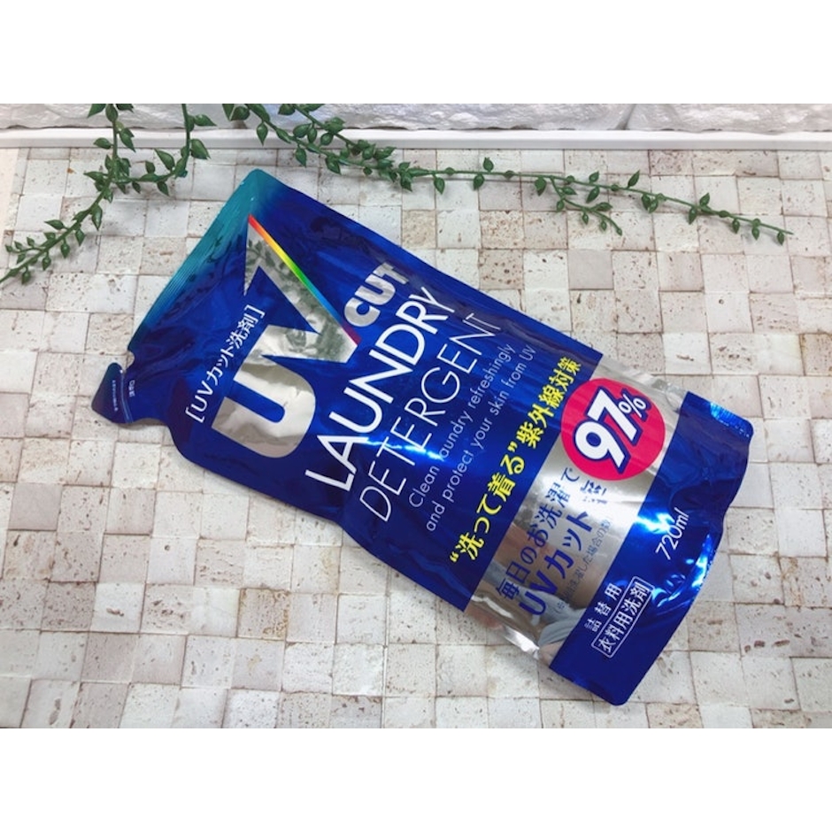 ファーファ UVカット液体洗剤 ベビーフローラルの香り 詰替 720ML 1枚目