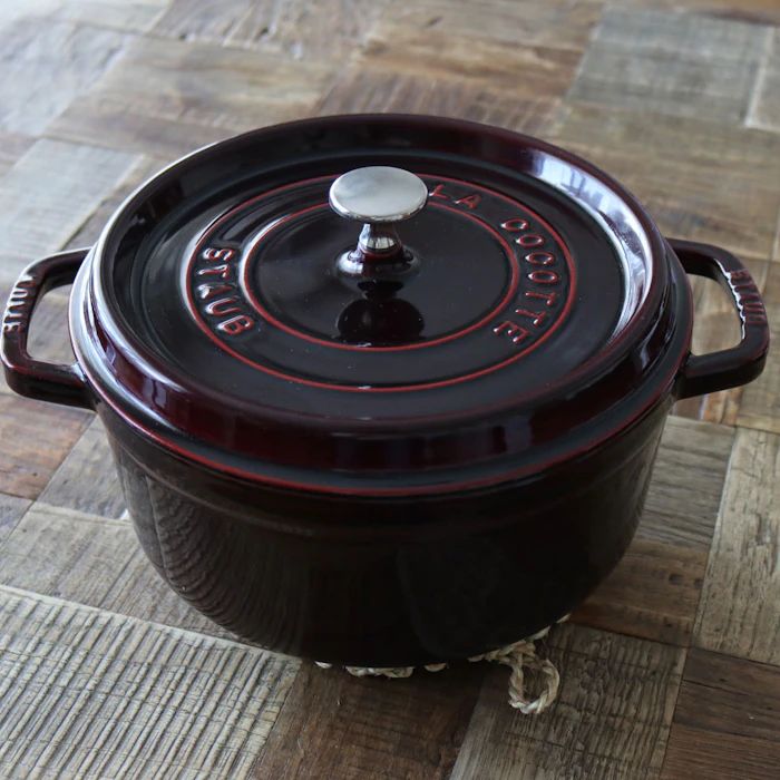 STAUB staub ピコ ココット ラウンド18cm 2枚目