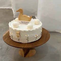 ajisai APARTMENT ウッドコンポート φ 18.5cm H8.5cm 木製 木 チーク ウッド コンポート ケーキ台 ケーキスタンド インテリア 雑貨 パーティー 装飾 ディスプレイ 誕生日 クリスマス スマッシュケーキ おしゃれ かわいい ギフト プレゼント 1枚目