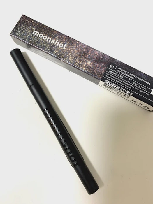 moonshot ラインパフォーマー リキッドアイライナー 1枚目