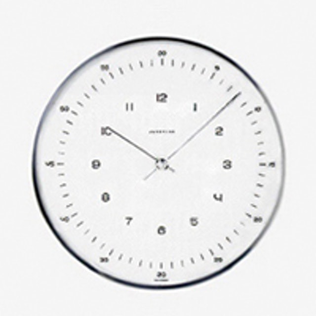 JUNGHANS MAX BILL 掛け時計 model 1957 2枚目