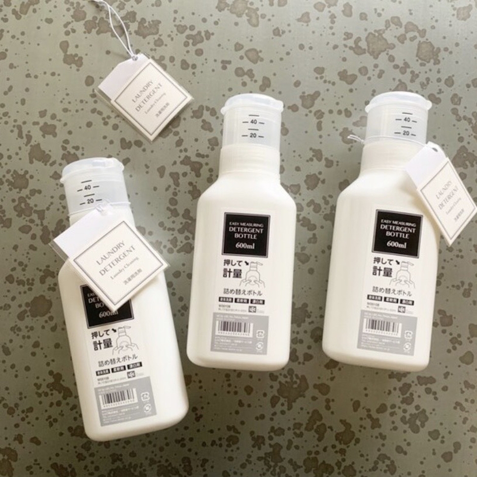 レック 押して計量 詰め替え洗剤ボトル600ml 1枚目