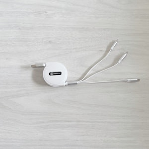 CAFELE Ph0ne 充電ケーブル 3in1 巻き取り式 Ph0neケーブル巻き取り 充電ケーブル5V3A急速充電 充電コード最大15W 高速データ転送 (10Sのみ) usbケーブル/Micro/Type-c 120cm ホワイト 1枚目