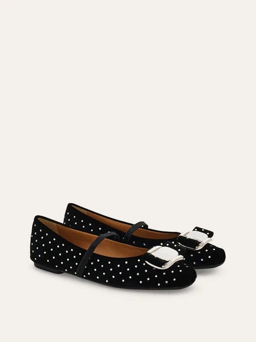 FERRAGAMO Ballet flat with Vara buckle 1枚目