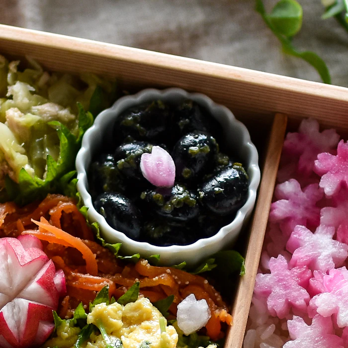 テーブルウェアイースト テーブルウェアイースト 珍味小鉢(菊の花)(アウトレット) 小鉢 和食器 ボウル ミニボウル 小付 1枚目