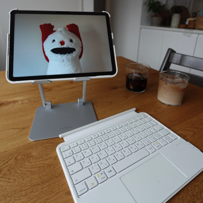 Inateck iPad Air 6 (M2) 11インチ キーボード付きケース 2枚目