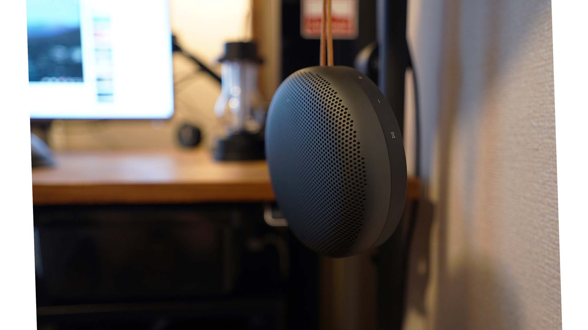 Bang & Olufsen Beosound A1 2nd Generation ‎1734002 3枚目