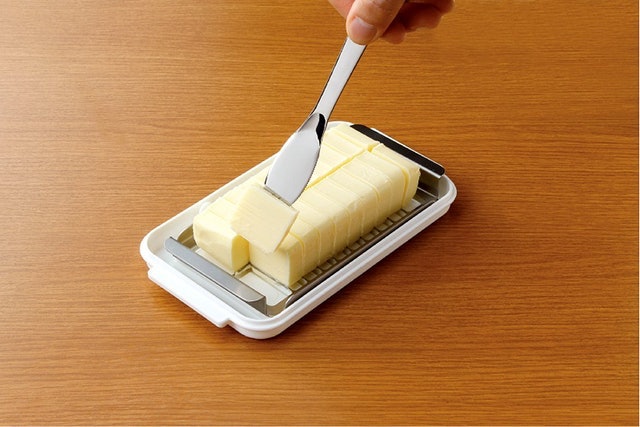 スケーター ステンレスカッター式 バターケース バターナイフ付 3枚目