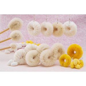 富岡シルク マッサージブラシ 1枚目