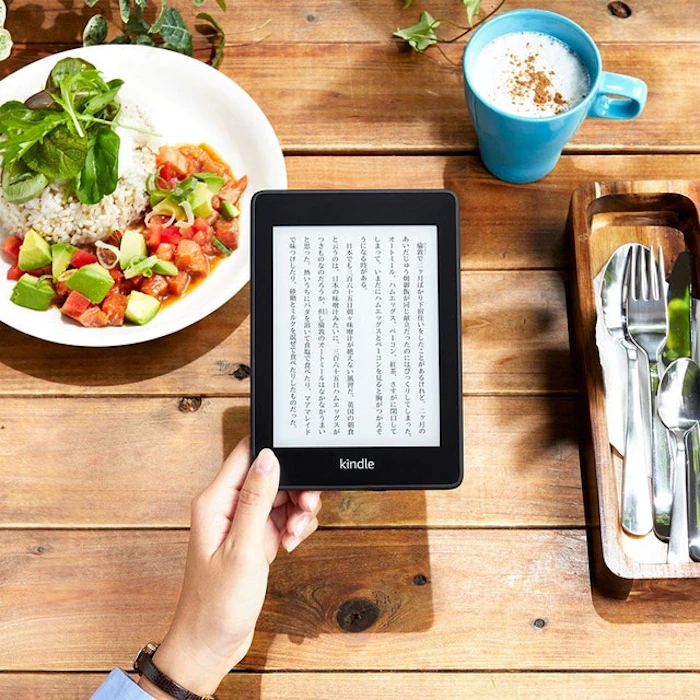 Amazon Kindle Paperwhite 3枚目