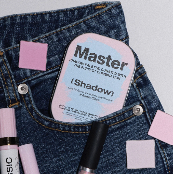 Tooq Master One by genuine magnetic eye shadow A05 Cotton Salmon	 3枚目