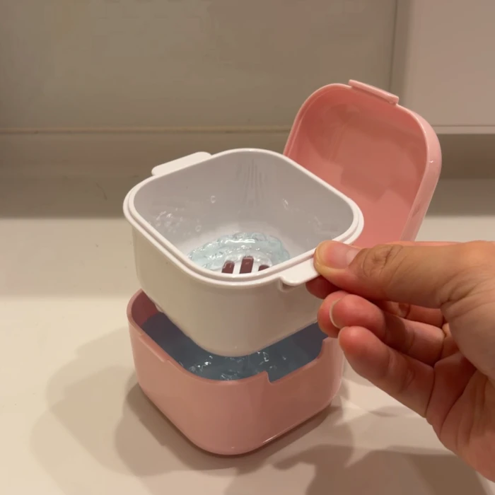 マウスピースケース 1枚目