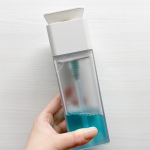 山崎実業(Yamazaki) 片手で出せる ディスペンサー 1枚目