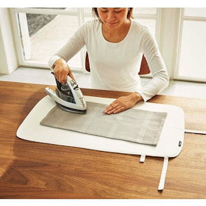 山崎実業 アイロンマット くるくるアイロンマット タワー 1枚目