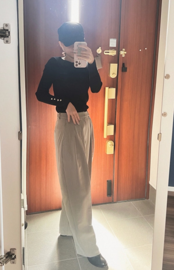 【宅配便A】【送料無料】無地 ストライプ 2タック スラックス ワイド パンツ ウエストゴム レディース ボトム モード リラックス セットアップ セレモニー オフィス カジュアル M/Lサイズ 春 夏 秋 冬【メール便NG】 1枚目