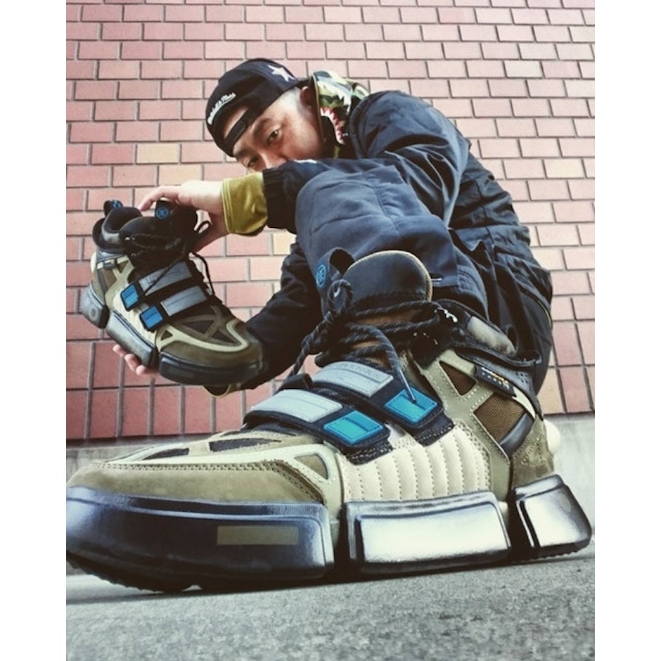 レイザーラモンrgがおすすめ いま気になるスニーカー10選 Favlist レイザーラモンrgがおすすめ いま気になるスニーカー10選 Favlist