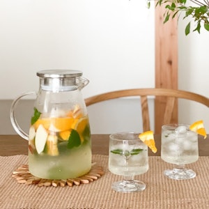 ガラス ピッチャー 蓋付き 1500ml 麦茶ポット耐熱 取手ティーポット 耐熱 冷蔵庫 麦茶 ポット 耐熱ガラス 大容量 ガラス ピッチャー 洗いやすい 冷水筒 冷水ポット 麦茶入れ 水だし 紅茶ポット やかん 北欧 ヤカン 直火 1枚目