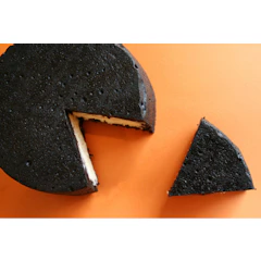 ちきりや まっ黒チーズケーキ 1枚目