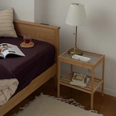 IKEA NESNA ベッドサイドテーブル 1枚目