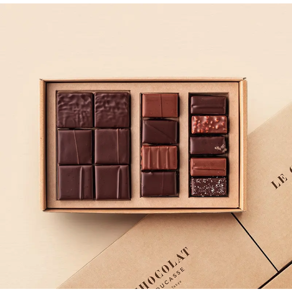 ル・ショコラ・アラン・デュカス Le Chocolat Alain Ducasse チョコレート デクヴェルト 詰合せ15個入 1枚目