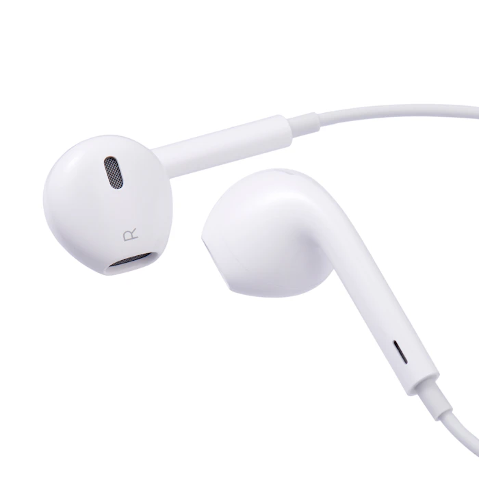 Apple Japan EarPods with Lightning Connector 1枚目