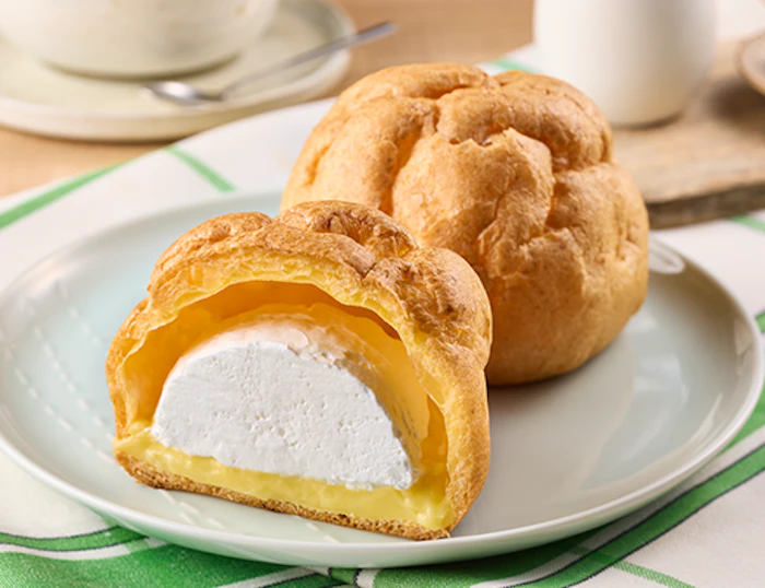 ローソン 大きなツインシュー 1枚目