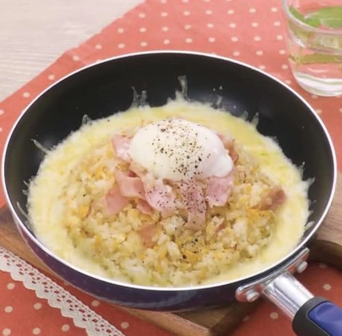イオン トップバリュ ゴロッと焼豚のガリ旨炒飯 2枚目