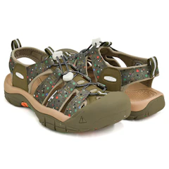 KEEN ニューポート レトロ サンダル 1枚目