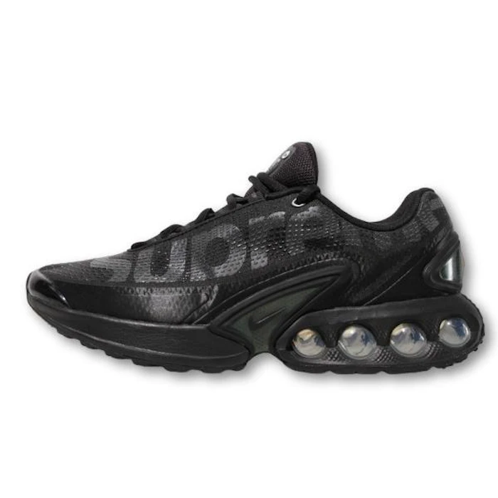 NIKE × Supreme Air Max DN 1枚目