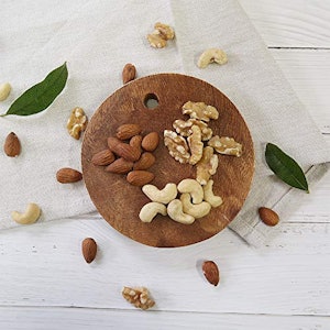 Daily Nuts & Fruits(デイリーナッツアンドフルーツ) 3種プレミアムミックスナッツ1kg 産地直輸入 無塩 無添加 植物油不使用 アーモンド くるみ カシューナッツ 丈夫な専用アルミチャック付袋 防災食品 非常食 備蓄食 保存食… 3枚目