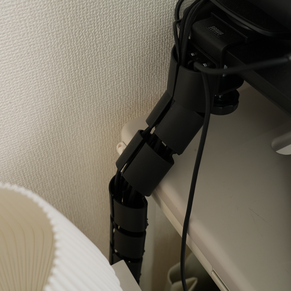 サンワダイレクト 昇降デスク用 ケーブルカバー 1枚目