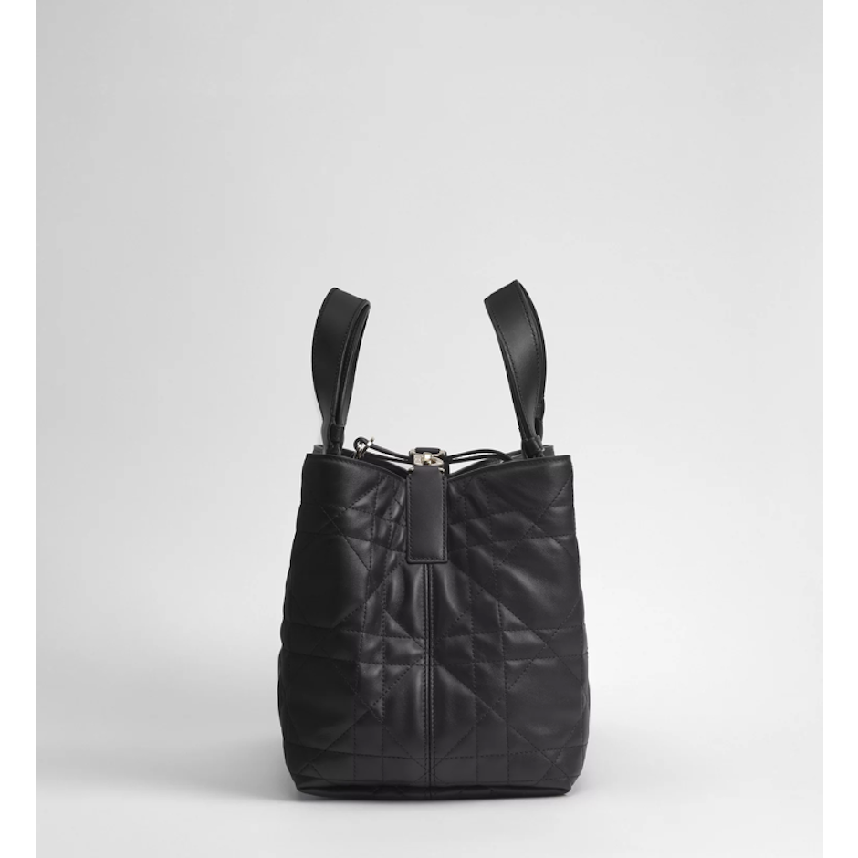 Dior トゥジュールミディアムサイズ 3枚目