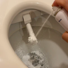 アズマ工業 トイレノズル洗浄除菌泡スプレー 1枚目