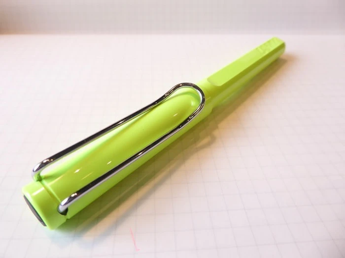 LAMY サファリ ローラーボールペン 1枚目