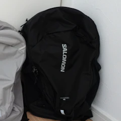 最大10%OFFクーポン 【8/24〜8/27】 サロモン トレイルブレイザー 10 10L BLACK/ALLOY LC2182900 トレッキング バックパック リュック SALOMON 1枚目