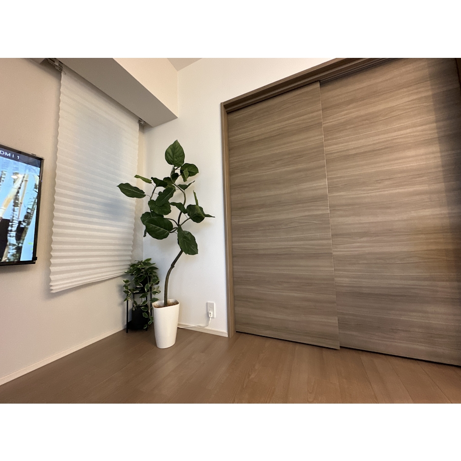 zoukacom フェイクグリーン 観葉植物 フェイク 人工観葉植物 大型 光触媒 造花 インテリア リアル おしゃれ お祝い 樹 木 室内 フィカス ウンベラータ 人気 空気清浄 玄関 リビング オフィス 部屋 シンプル 抗菌 消臭 観葉樹 150cn 【日付指定・ギフト不可】No92661 4枚目