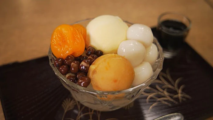 寒天工房 讃岐屋 あんず餡クリーム白玉あんみつ 1枚目