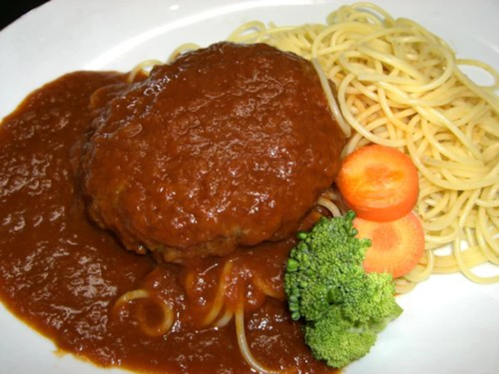 肉のひぐち 飛騨牛煮込みハンバーグ 2枚目