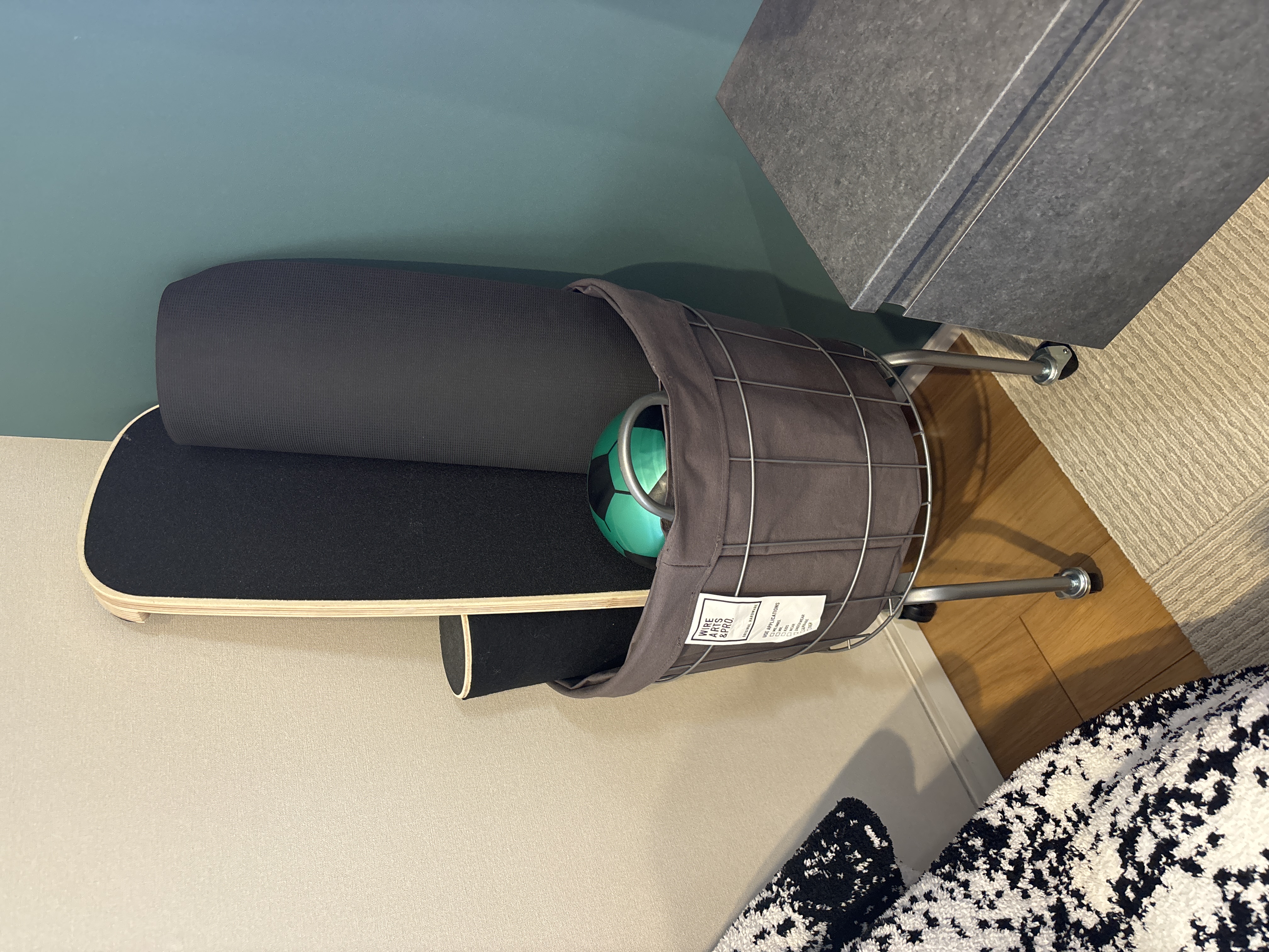 BRID ランドリーバスケット ワイヤー 脚付きBRID LAUNDRY ROUND BASKET with CASTER LEG [35L キャスターレッグ付き]ブリッド ランドリー ラウンド バスケット洗濯カゴ 収納 洗える 持ち手◇収納ケース P10倍 送料無料 1枚目