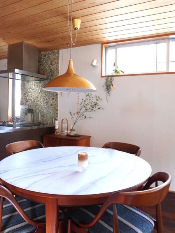 ダイニングテーブルマット 円形テーブル 丸形 撥水 おしゃれ テーブルクロス TPU生地　テーブルマット 滑り止め 食卓 デスクマット 撥油 耐熱 汚れ防止 傷防止 防水 テーブルカバー 高級感 サイズオーダー可能　家庭用 オフィス用 1枚目