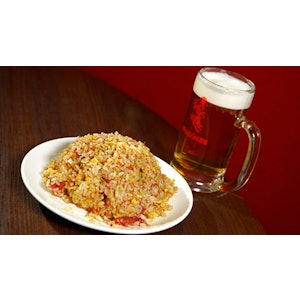 DRAGON酒家 本店 コンビーフ炒飯 1枚目