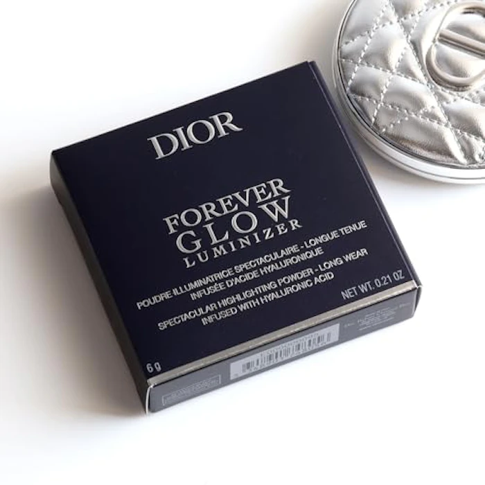 DIOR スキン フォーエヴァー グロウ ルミナイザー 02 ゴールド ヘイロー 3枚目
